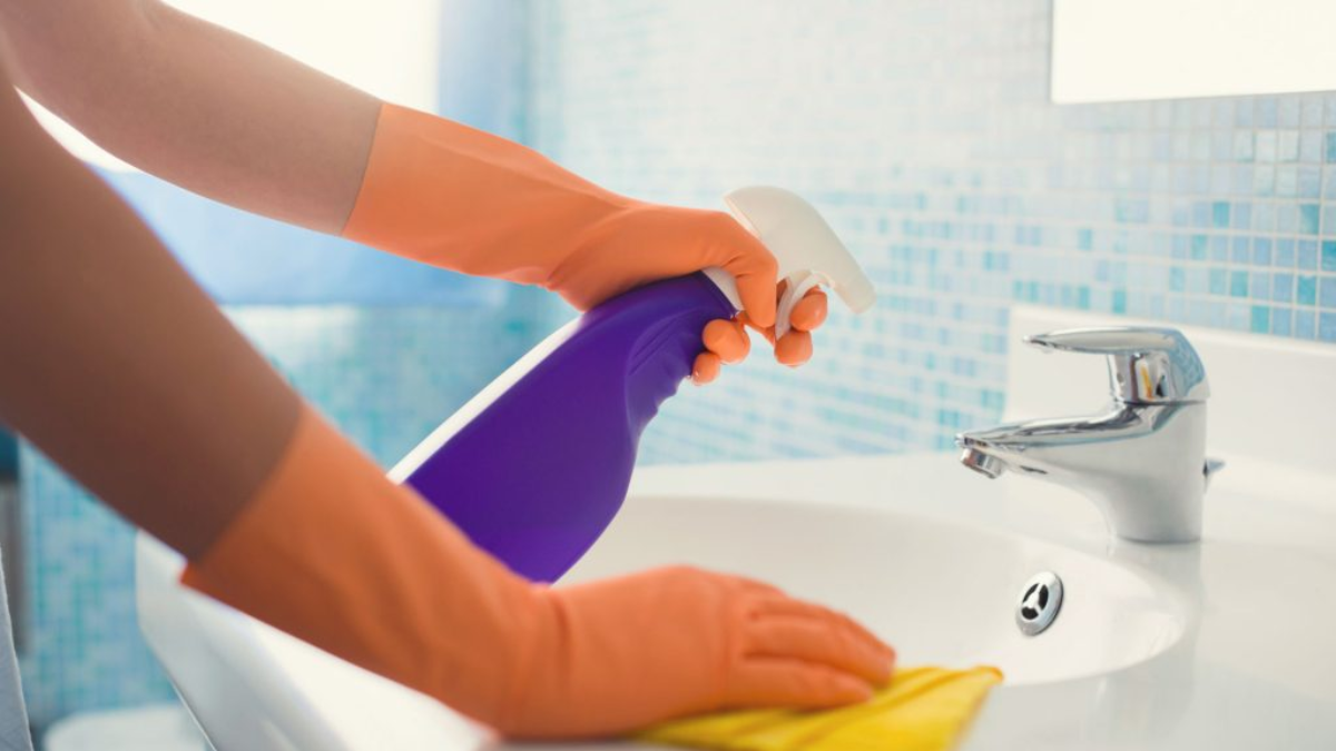desinfectar el lavabo