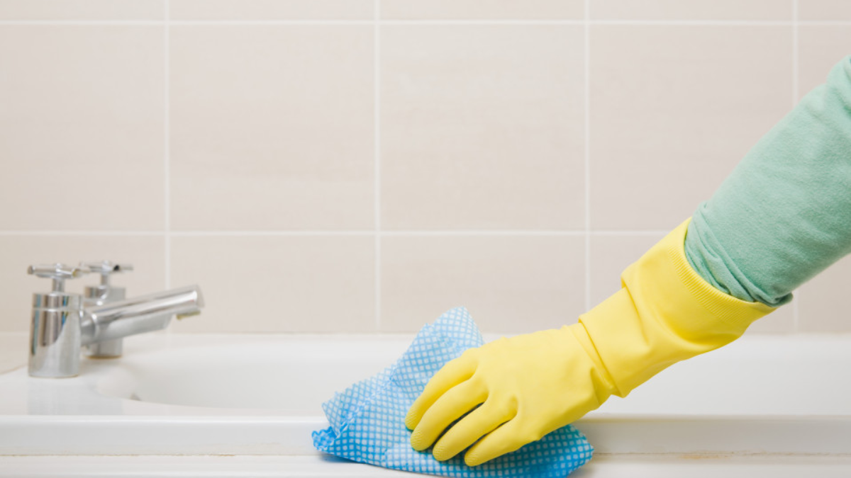 Quitar el óxido de la banera