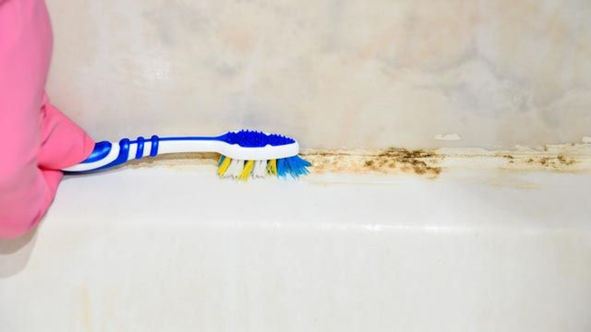 Quitar el óxido de la bañera